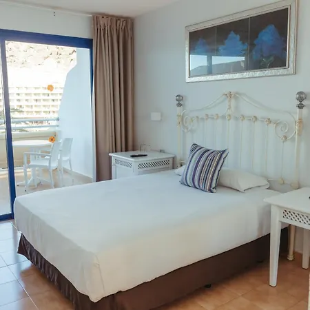 Livvo & Aquapark Hotel 3*