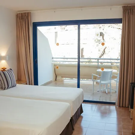 Livvo & Aquapark Hotel